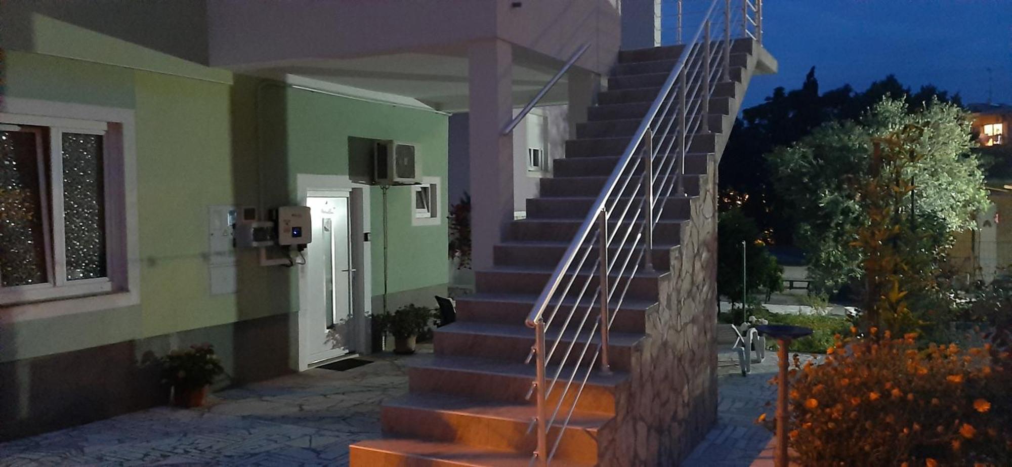Ema & Sea Apartment'S With Free Private Parking Pula Exterior foto